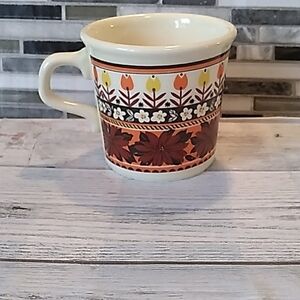 Vintage Taylor International USA 🇺🇸 pottery cup